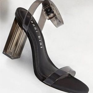 NWT Gianni Bini Ahrley Clear Vinyl Ankle Strap Strappy Sandals
